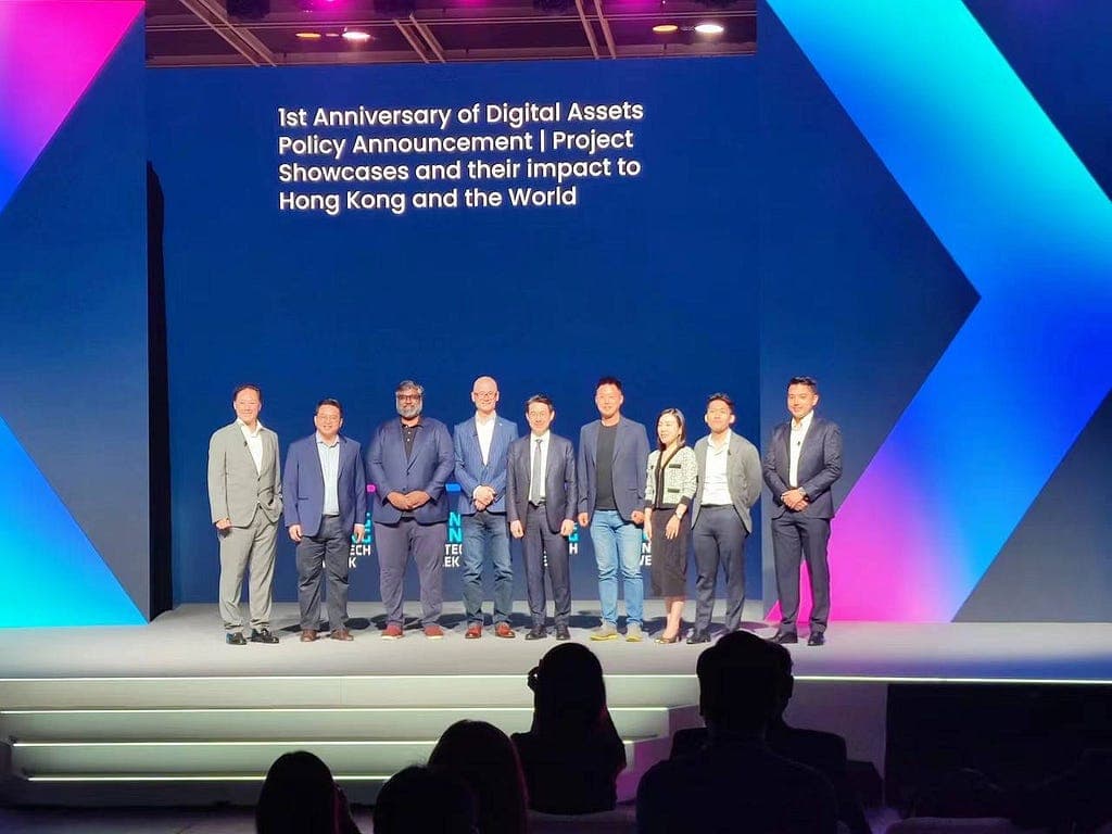 Arkreen Unveils Web3 DePIN Project at Hong Kong FinTech Week, Showcasing the Future of Green Energy Data and Climate Action